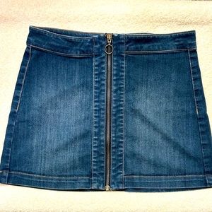 Celebrity Pink girls skirt